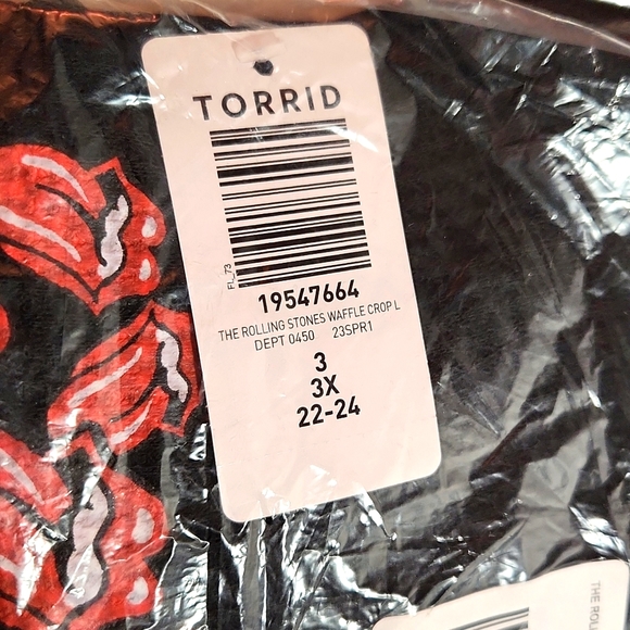 ❤️NWT VINTAGE TORRID TEE - ROLLING STONES JAGGER - WAFFLE - CROP SHIRT PLUS SIZE - Picture 6 of 16